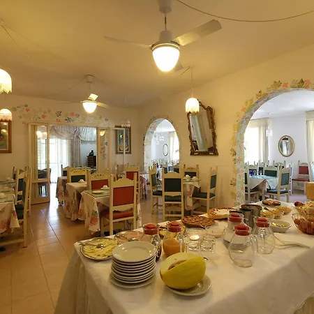Gale 3* Lido di Camaiore